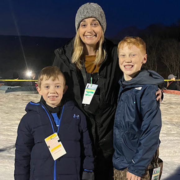 Meet your Posher, Liz - Picture 1 of 1